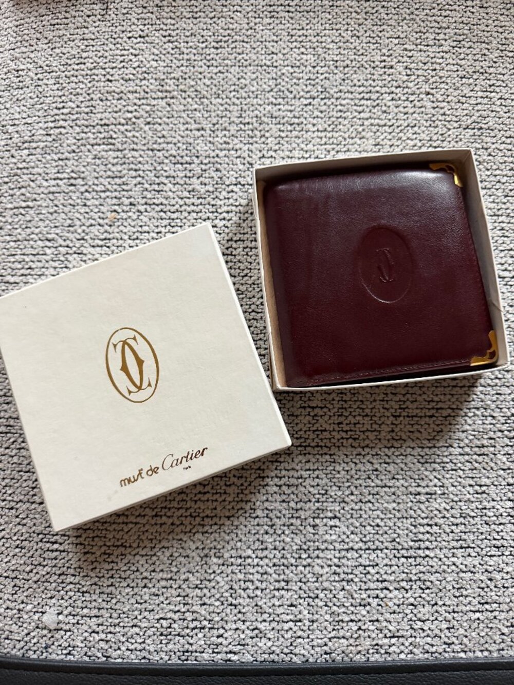 Cartier Bordeaux Burgundy Bifold Wallet Gold Corner Edges